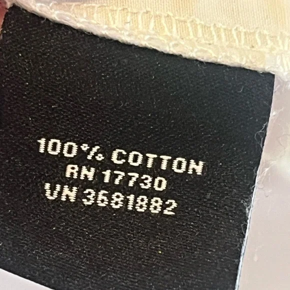 Victoria Beckham modern pleated top - Picture 9 of 9